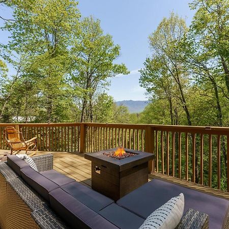 Grand Ole Chalet - Mt Viewsfireplacefirepitarcade Gatlinburg Exterior foto